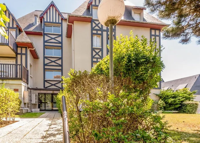 Apartament Le Clos Mathilde-20 By Interhome Cabourg